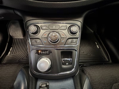 2016 Chrysler 200 S