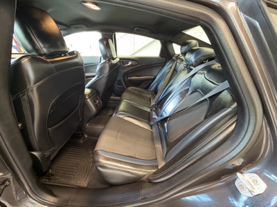 2016 Chrysler 200 S