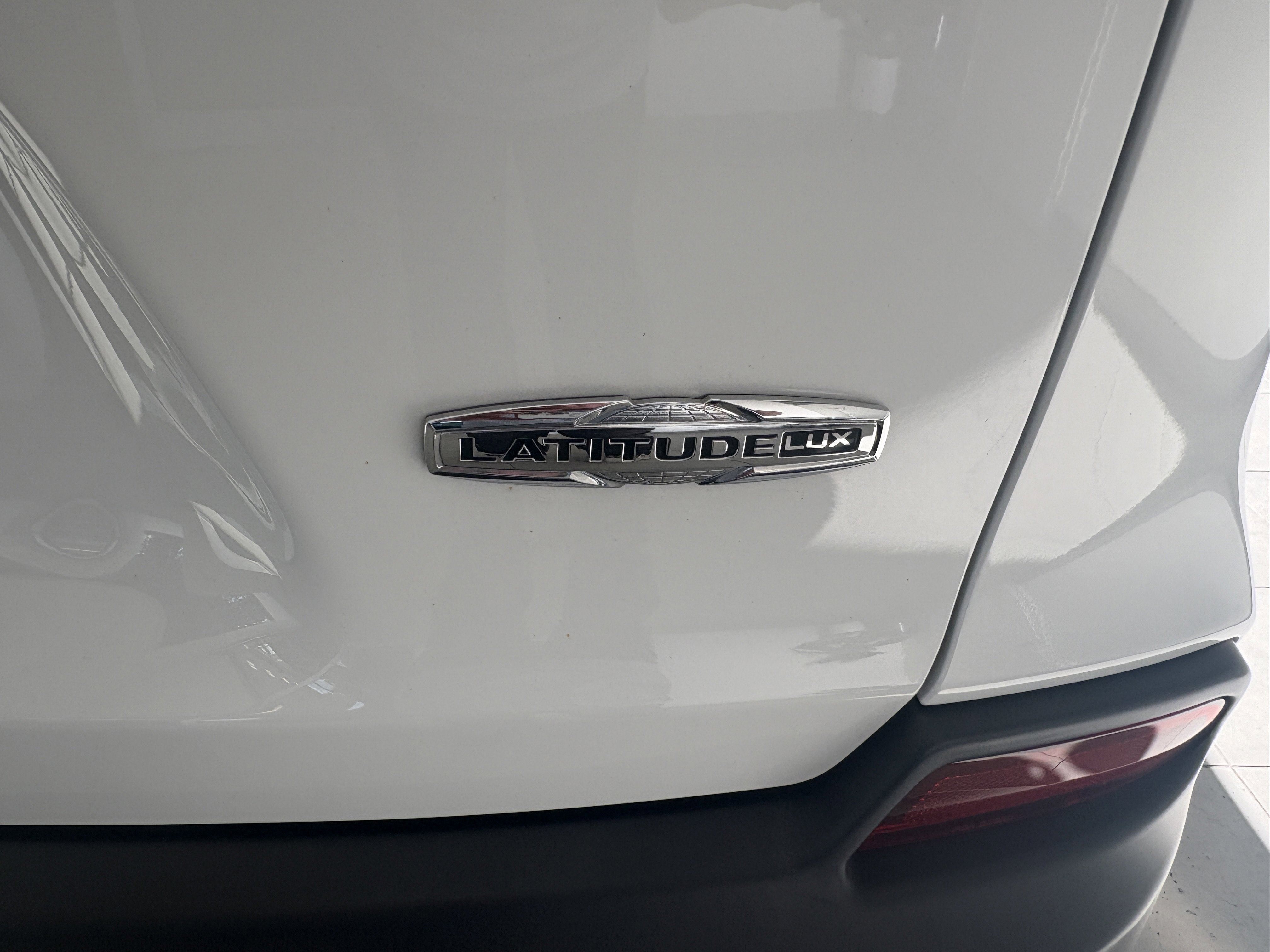 2022 Jeep Cherokee Latitude Lux