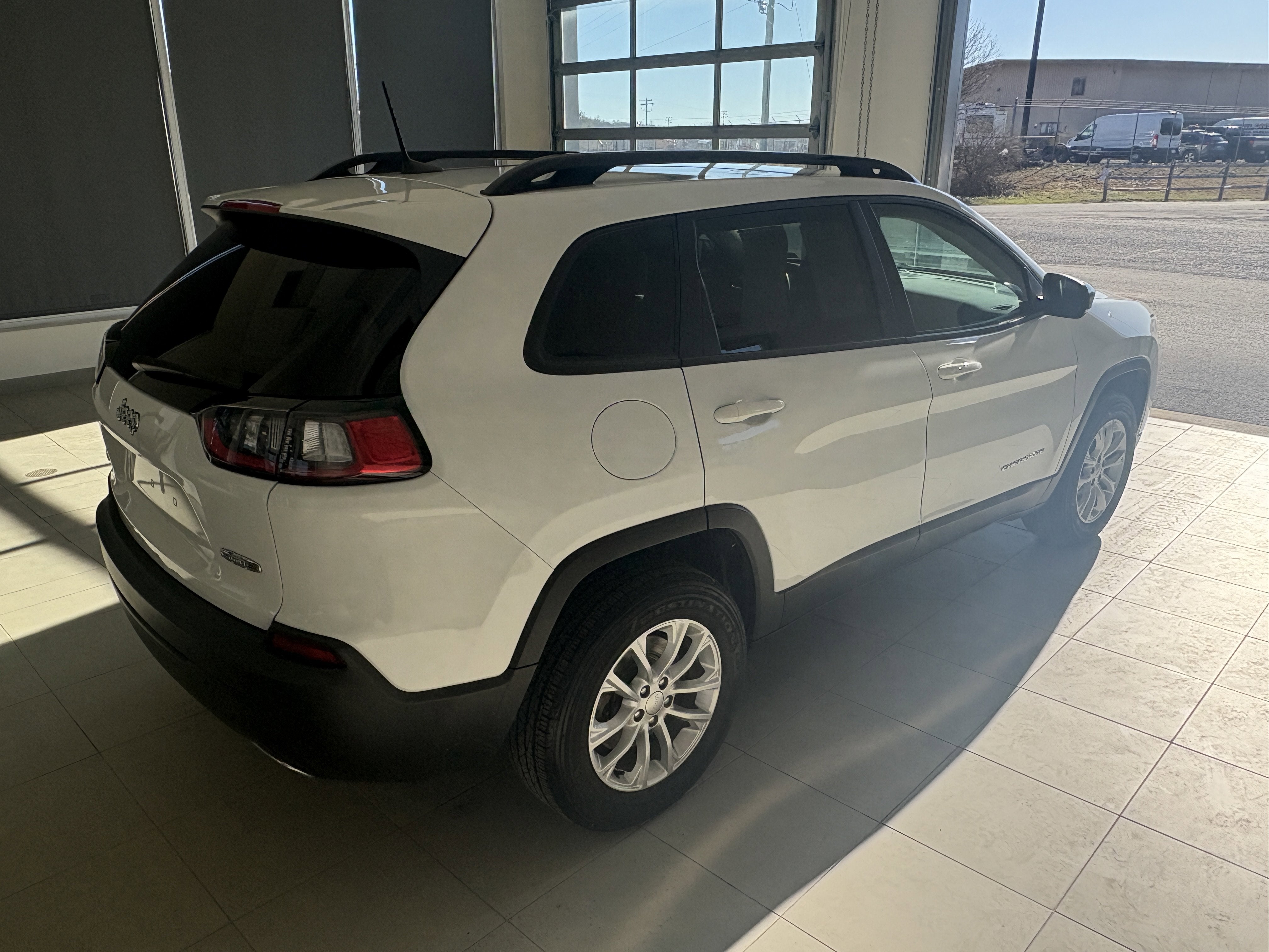 2022 Jeep Cherokee Latitude Lux