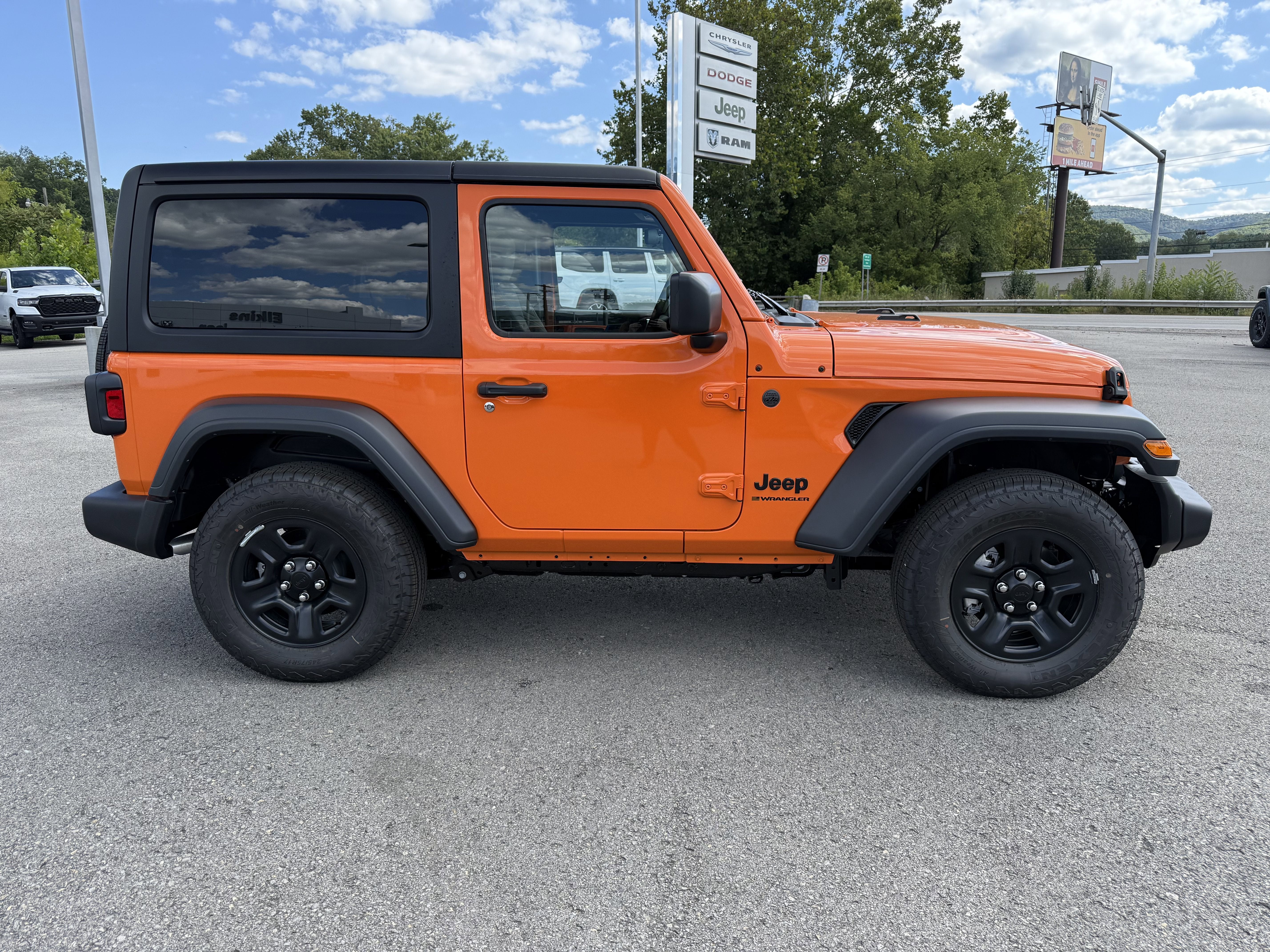 2025 Jeep Wrangler Sport