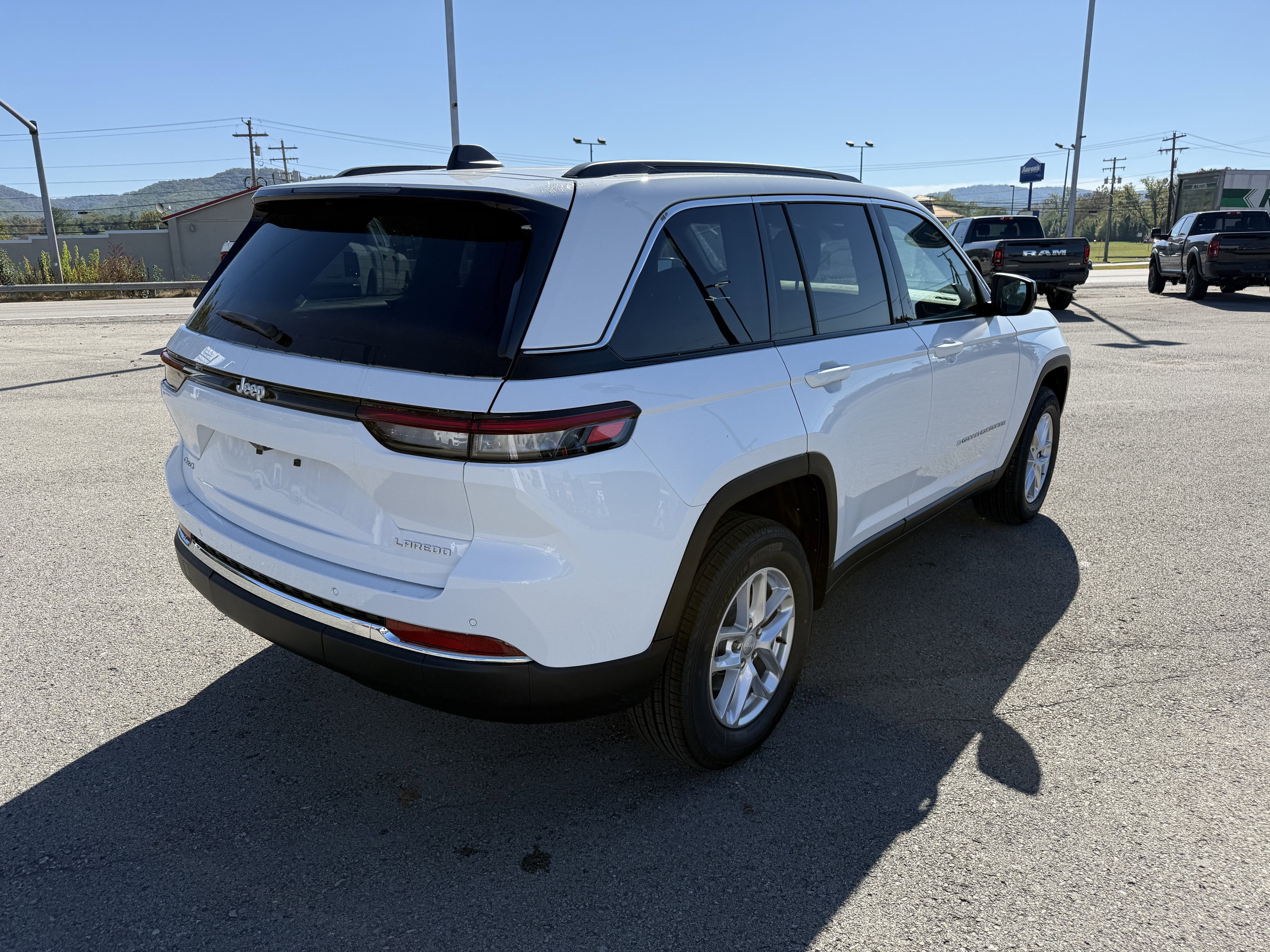 2025 Jeep Grand Cherokee Laredo X