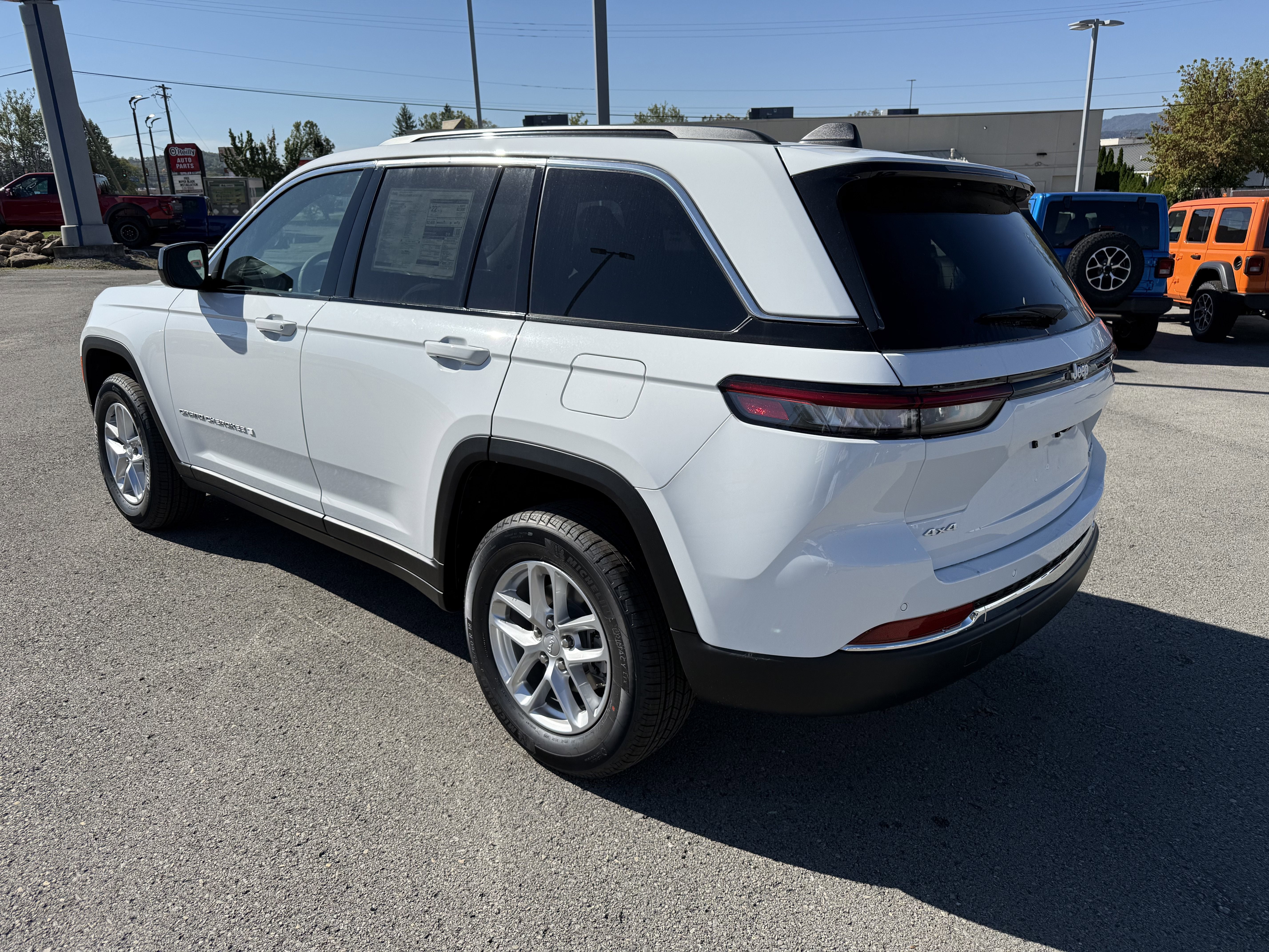 2025 Jeep Grand Cherokee Laredo X