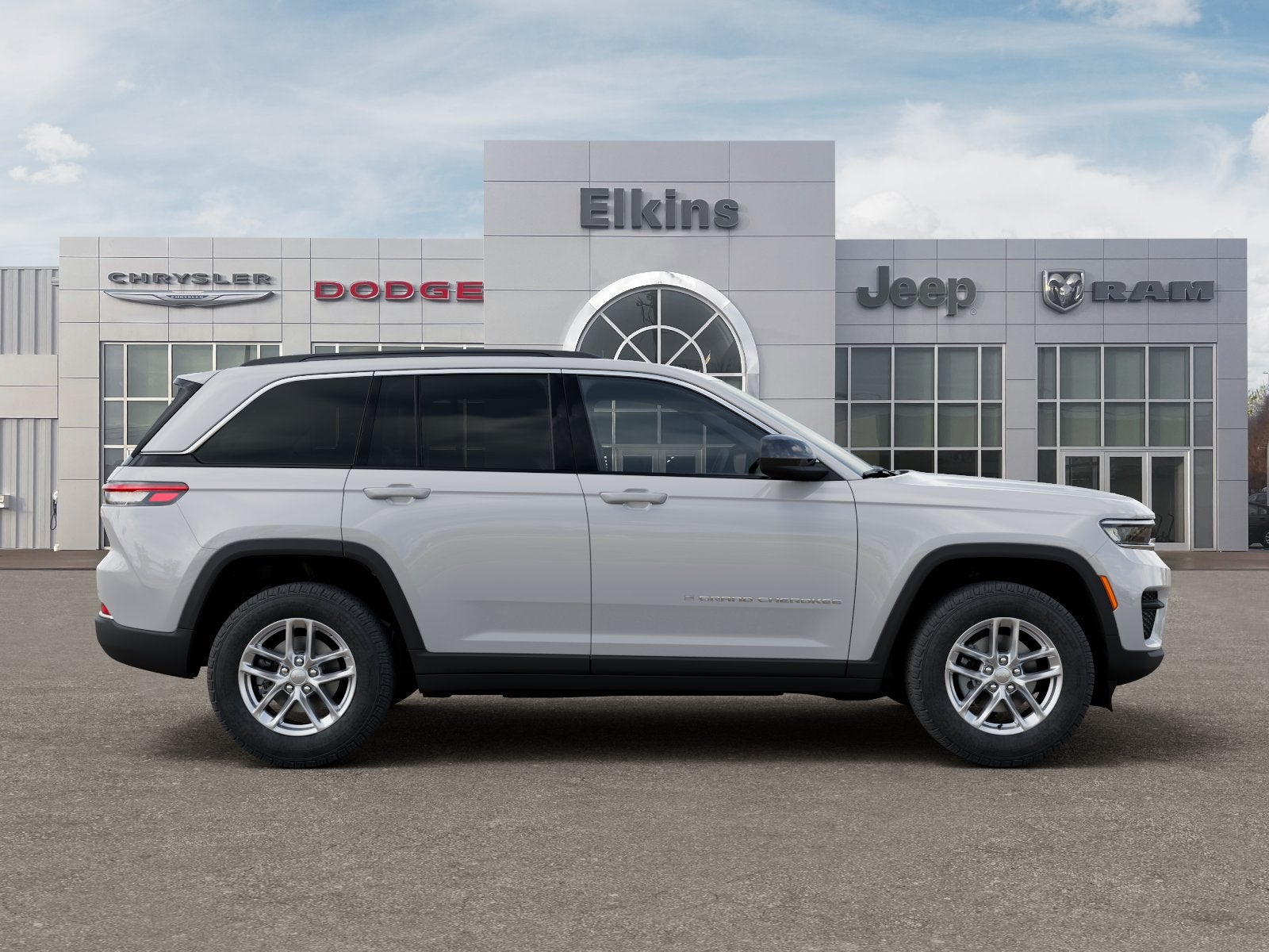 2026 Jeep Grand Cherokee Laredo