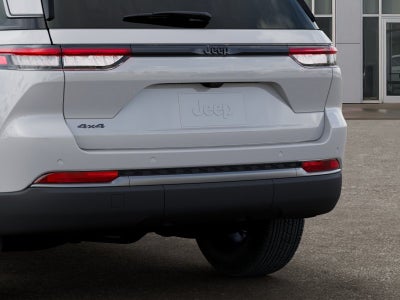 2026 Jeep Grand Cherokee Laredo Altitude