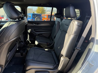 2025 Jeep Grand Cherokee L Altitude X