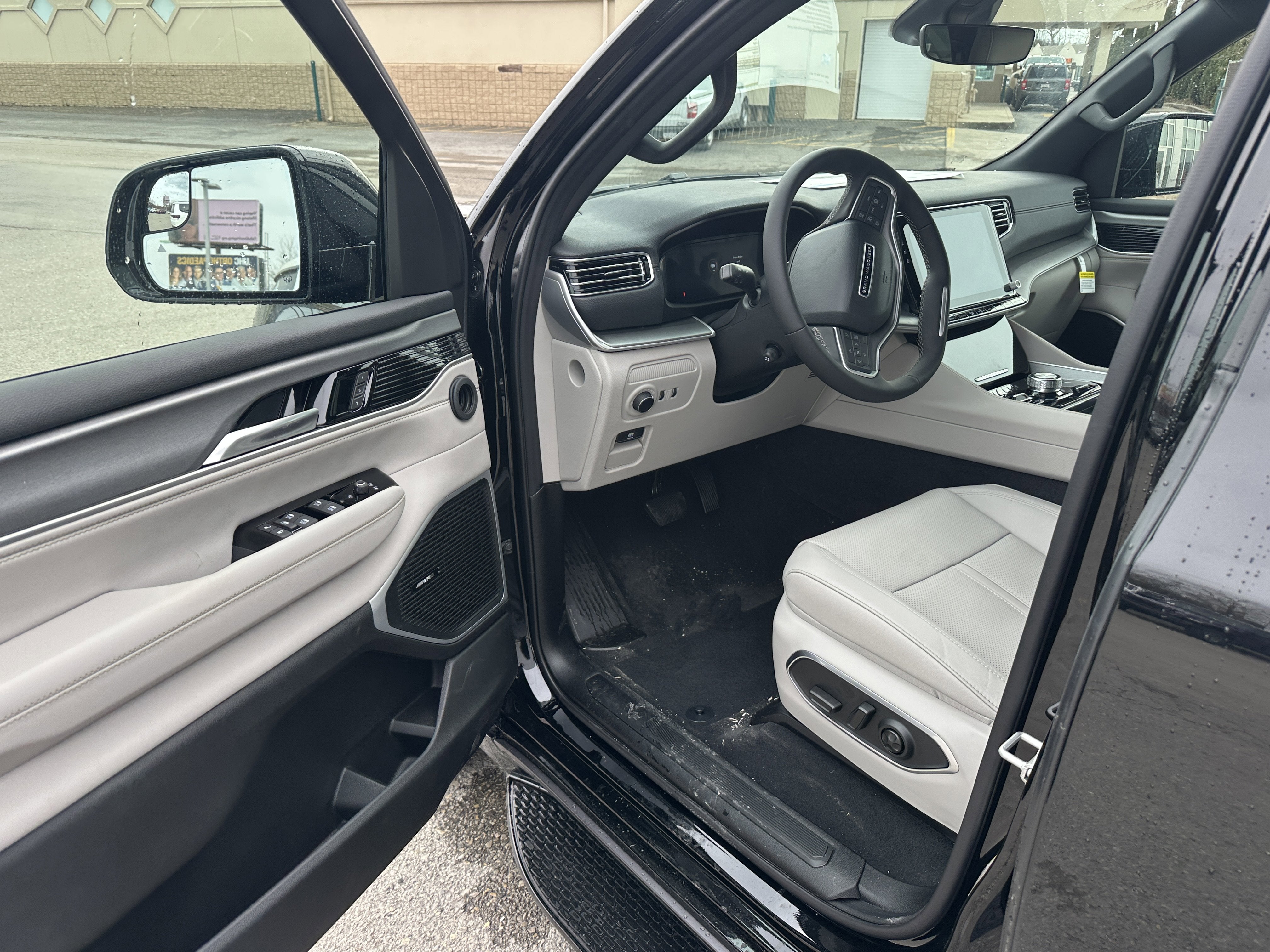 2026 Jeep Grand Wagoneer 4x4