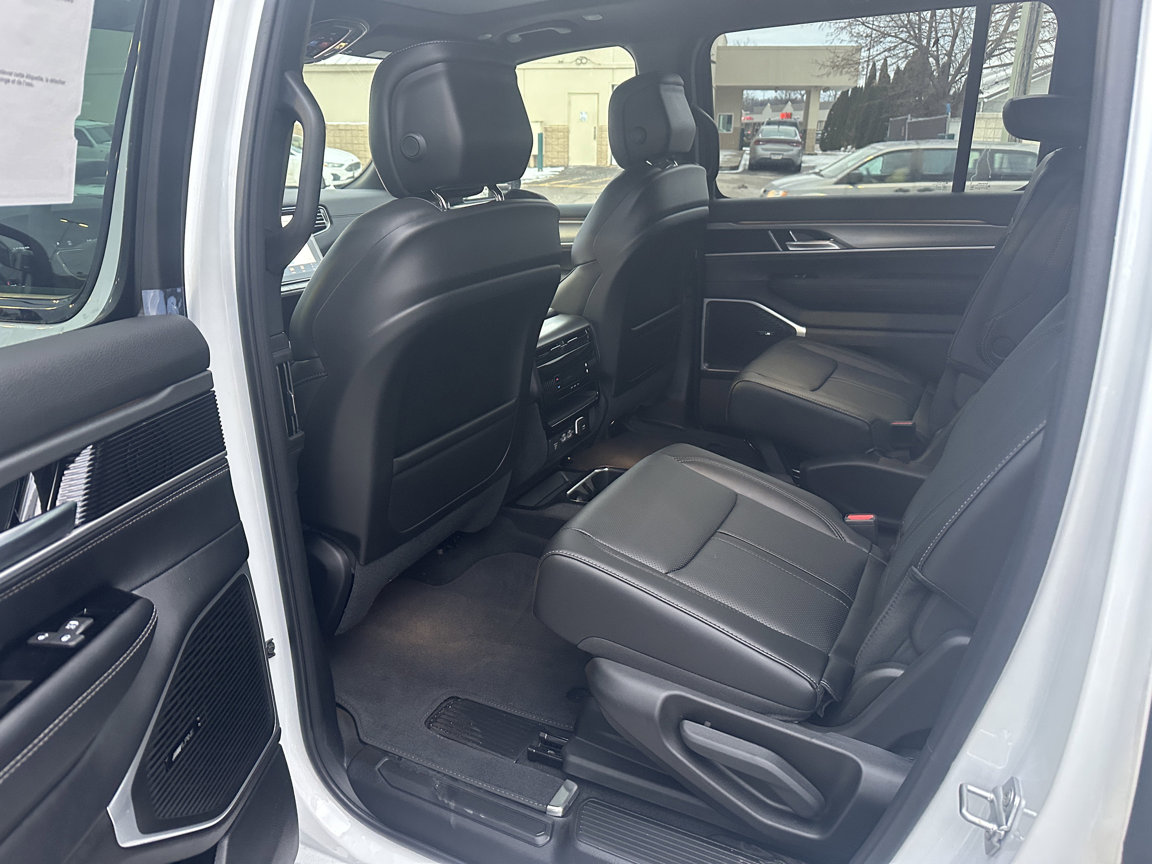 2026 Jeep Grand Wagoneer 4x4