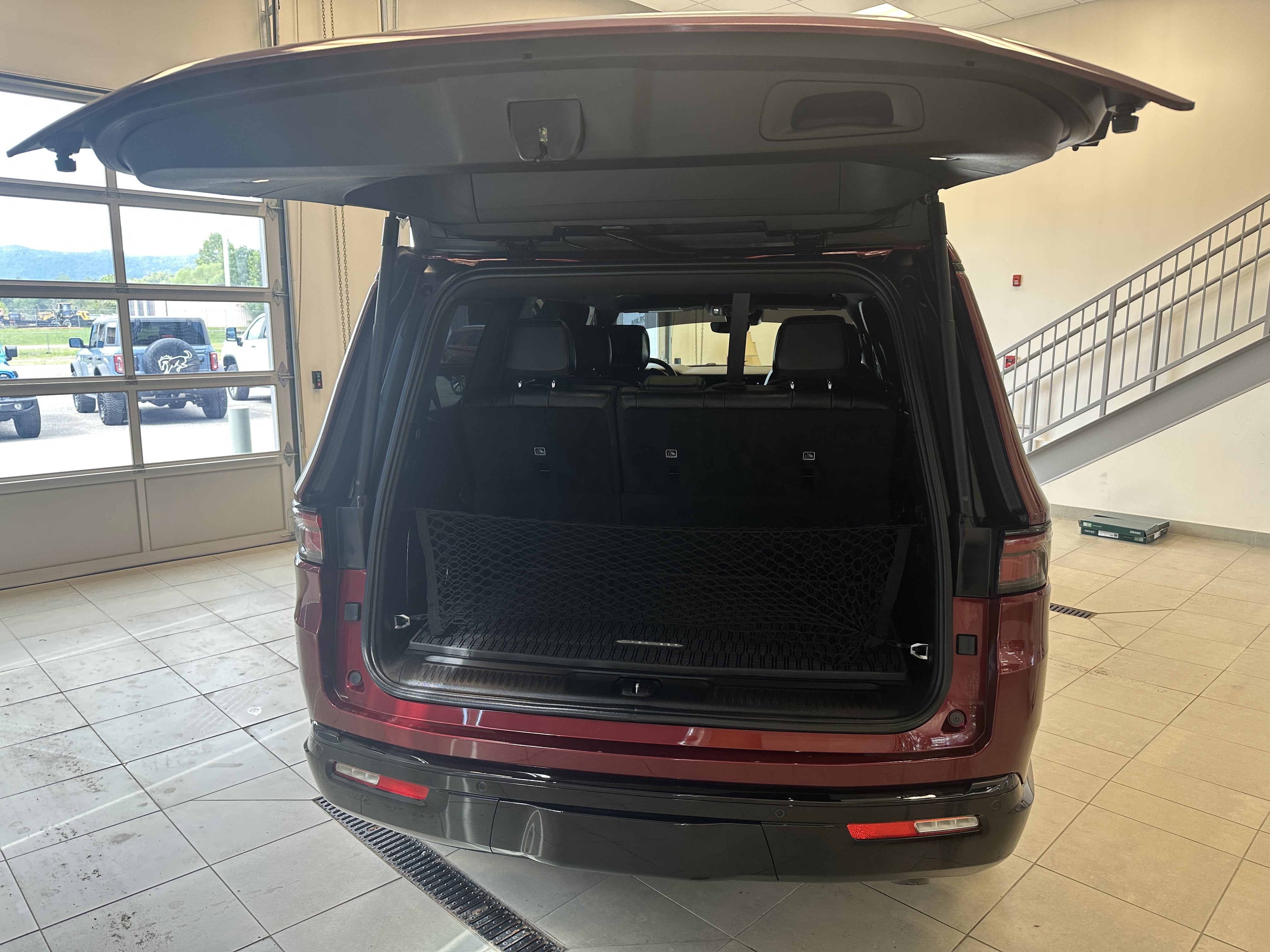 2024 Jeep Wagoneer Series II Carbide