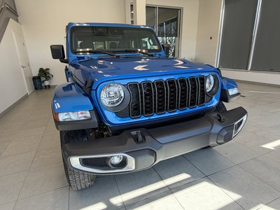 2024 Jeep Gladiator Sport S