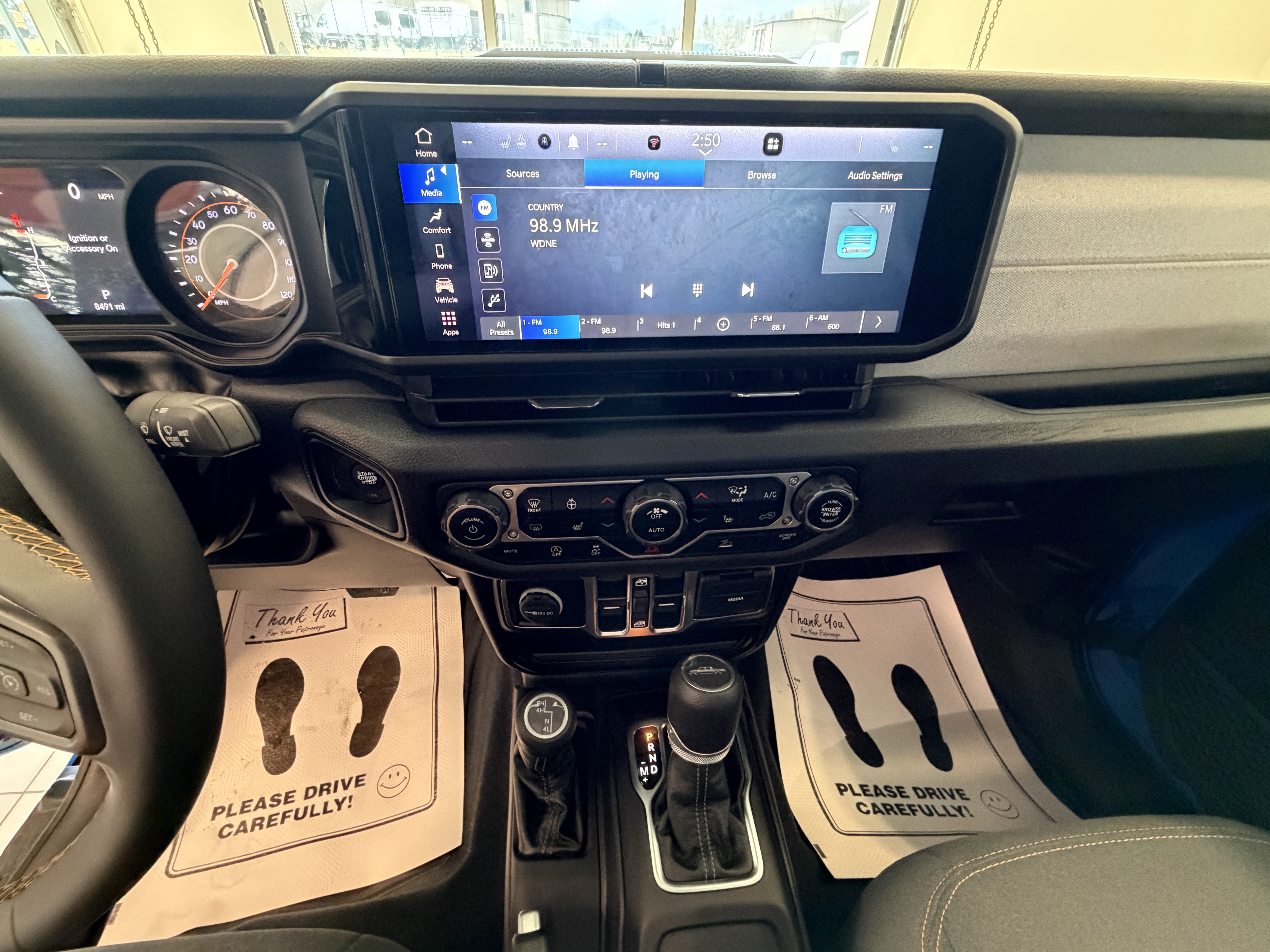 2024 Jeep Gladiator Sport S