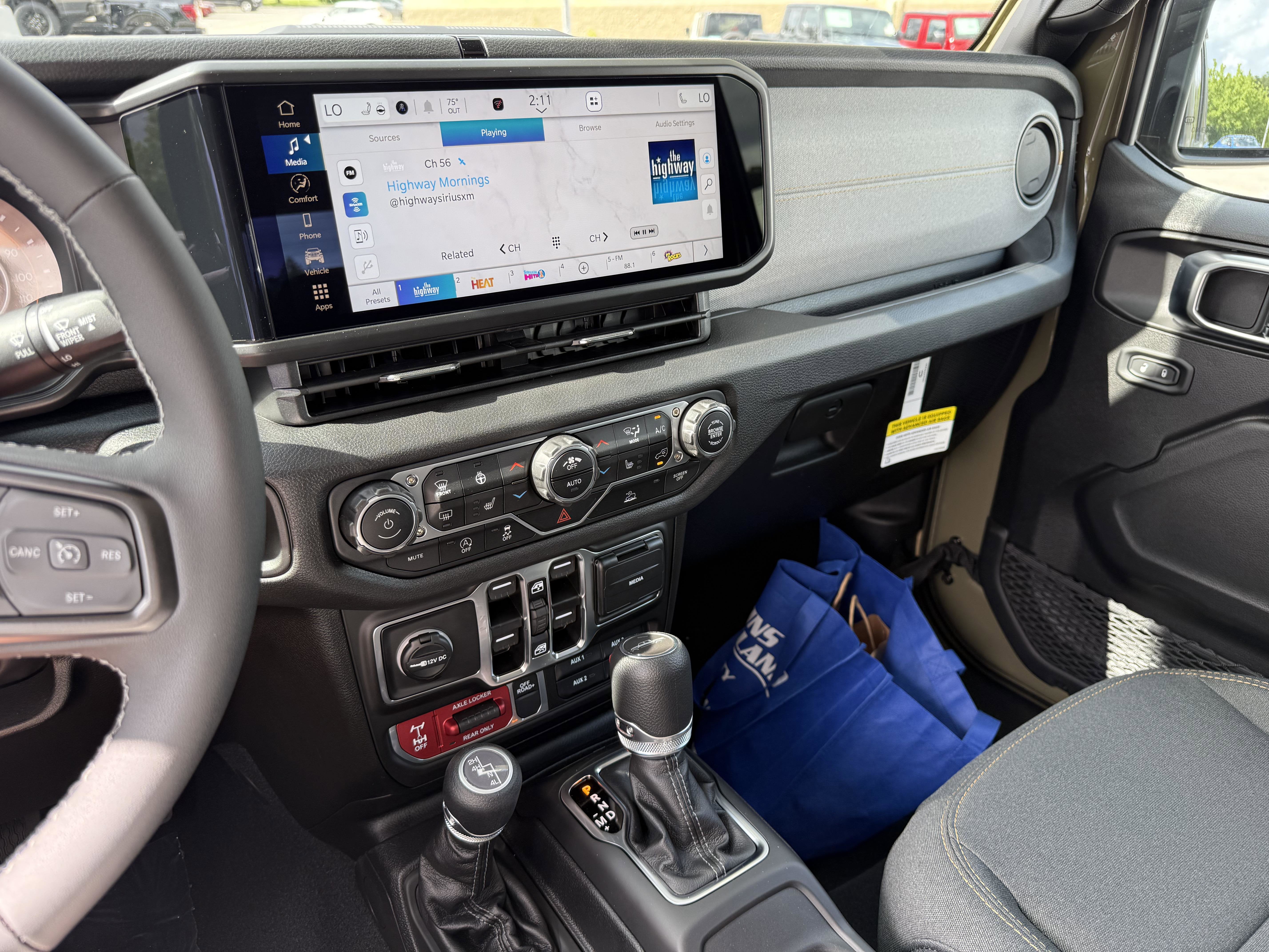 2025 Jeep Gladiator Willys