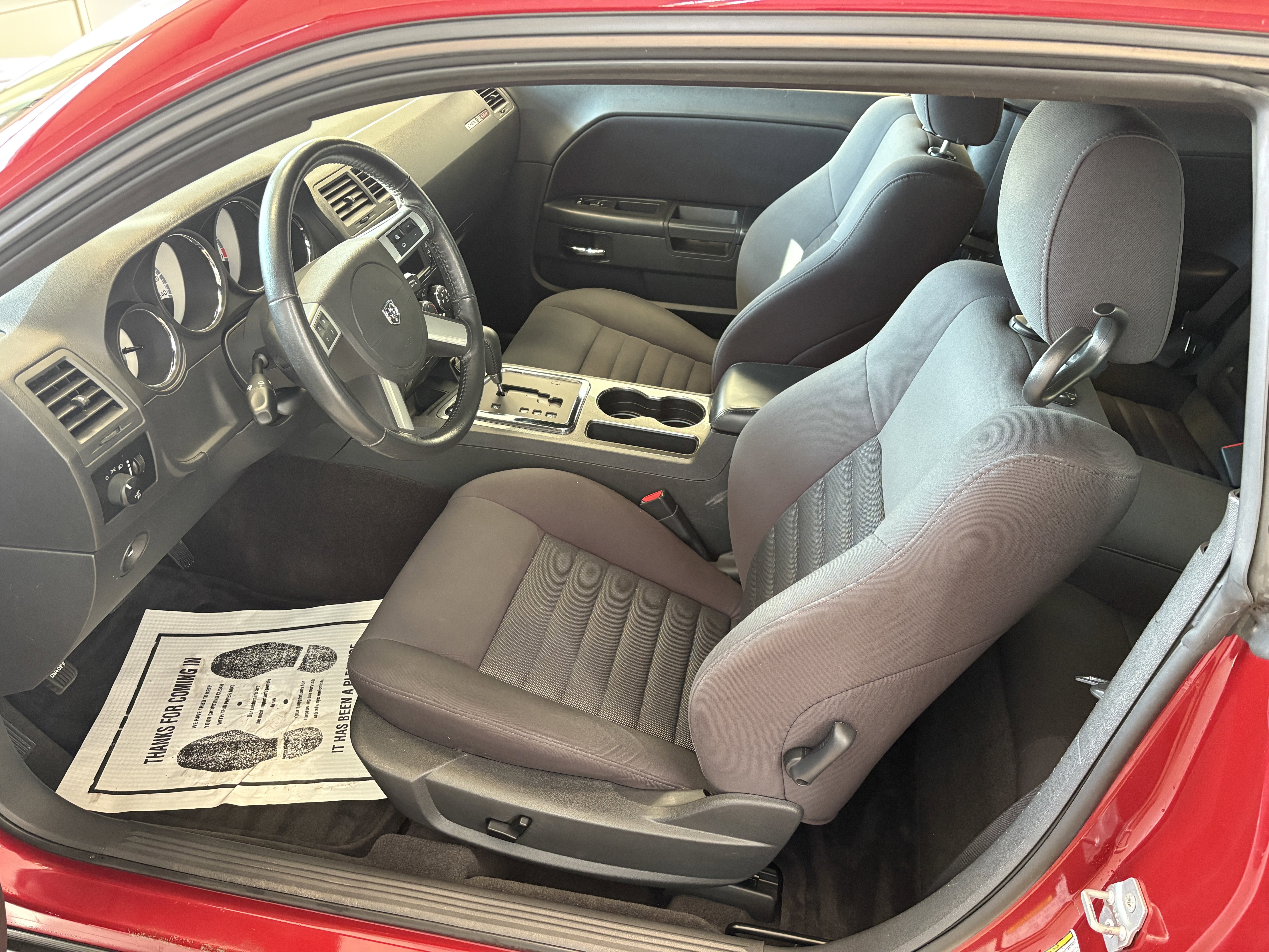 2010 Dodge Challenger SE