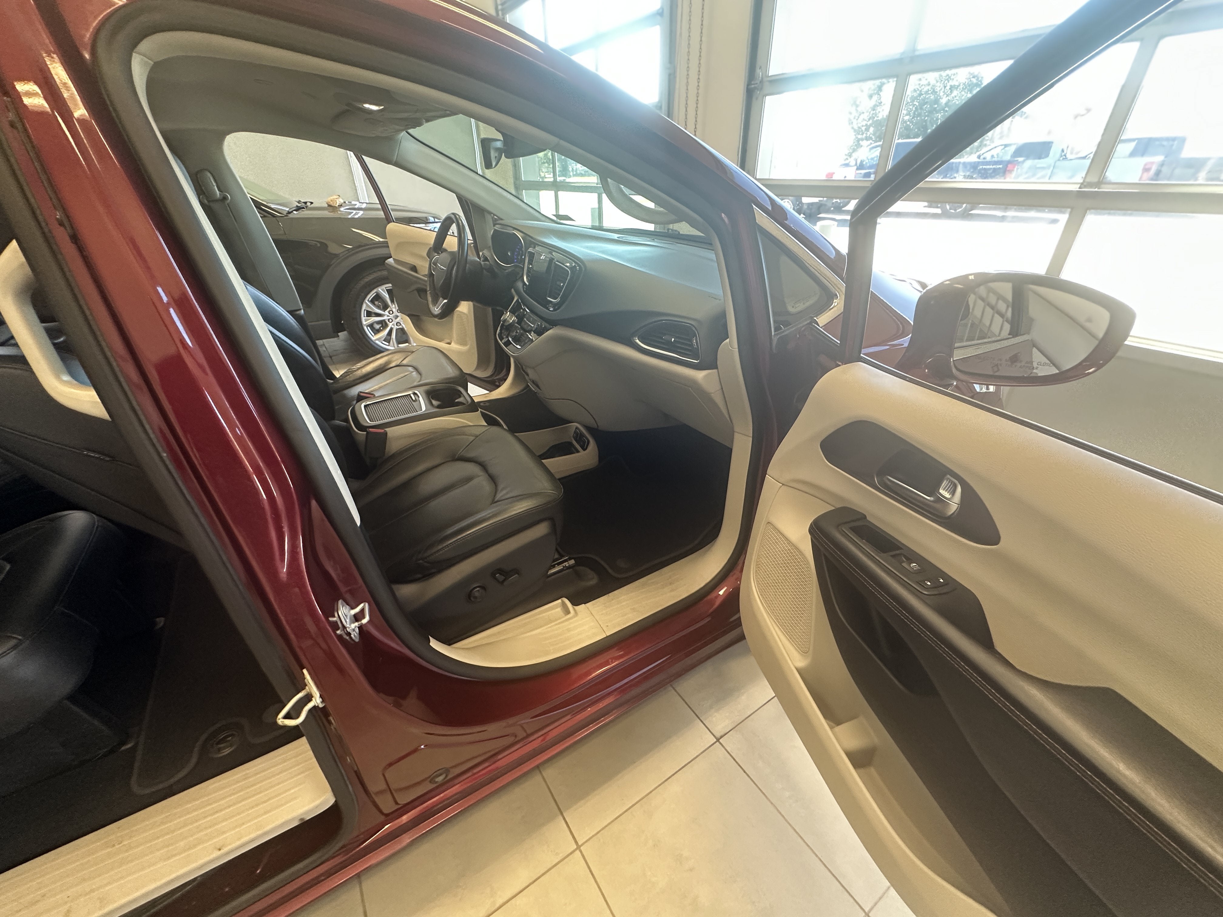 2019 Chrysler Pacifica Touring L Plus