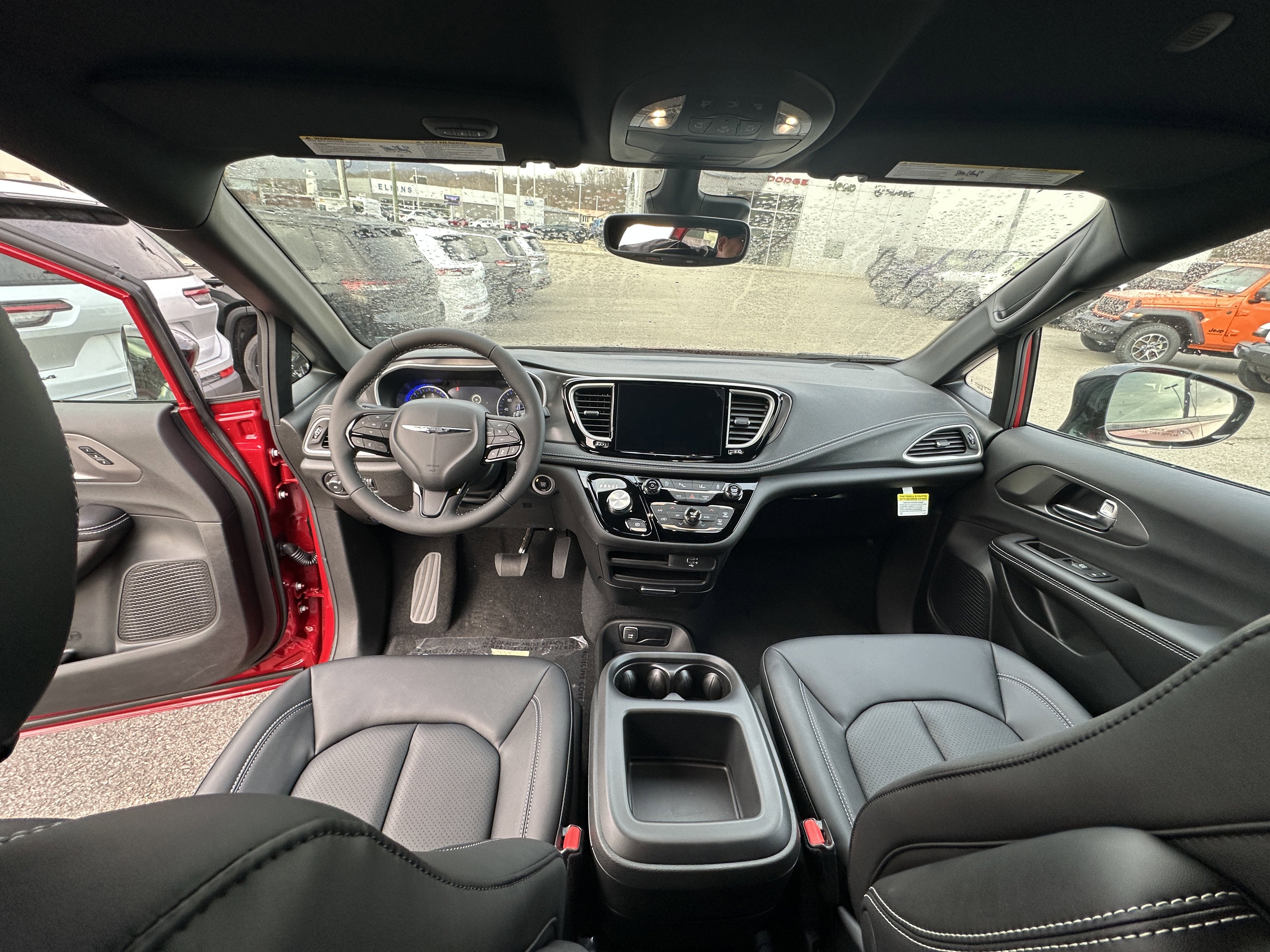 2026 Chrysler Pacifica Select