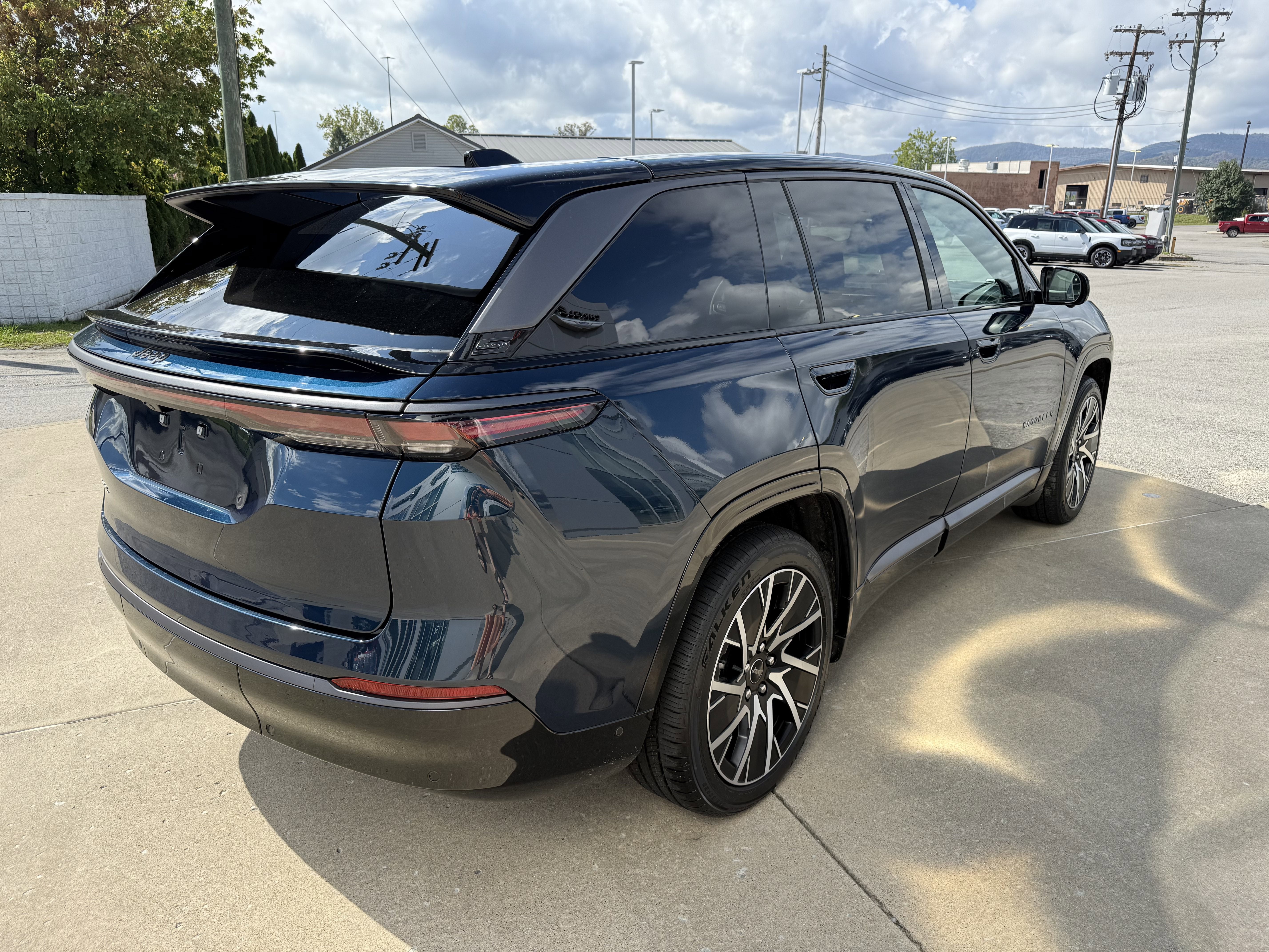 2025 Jeep Wagoneer S Limited