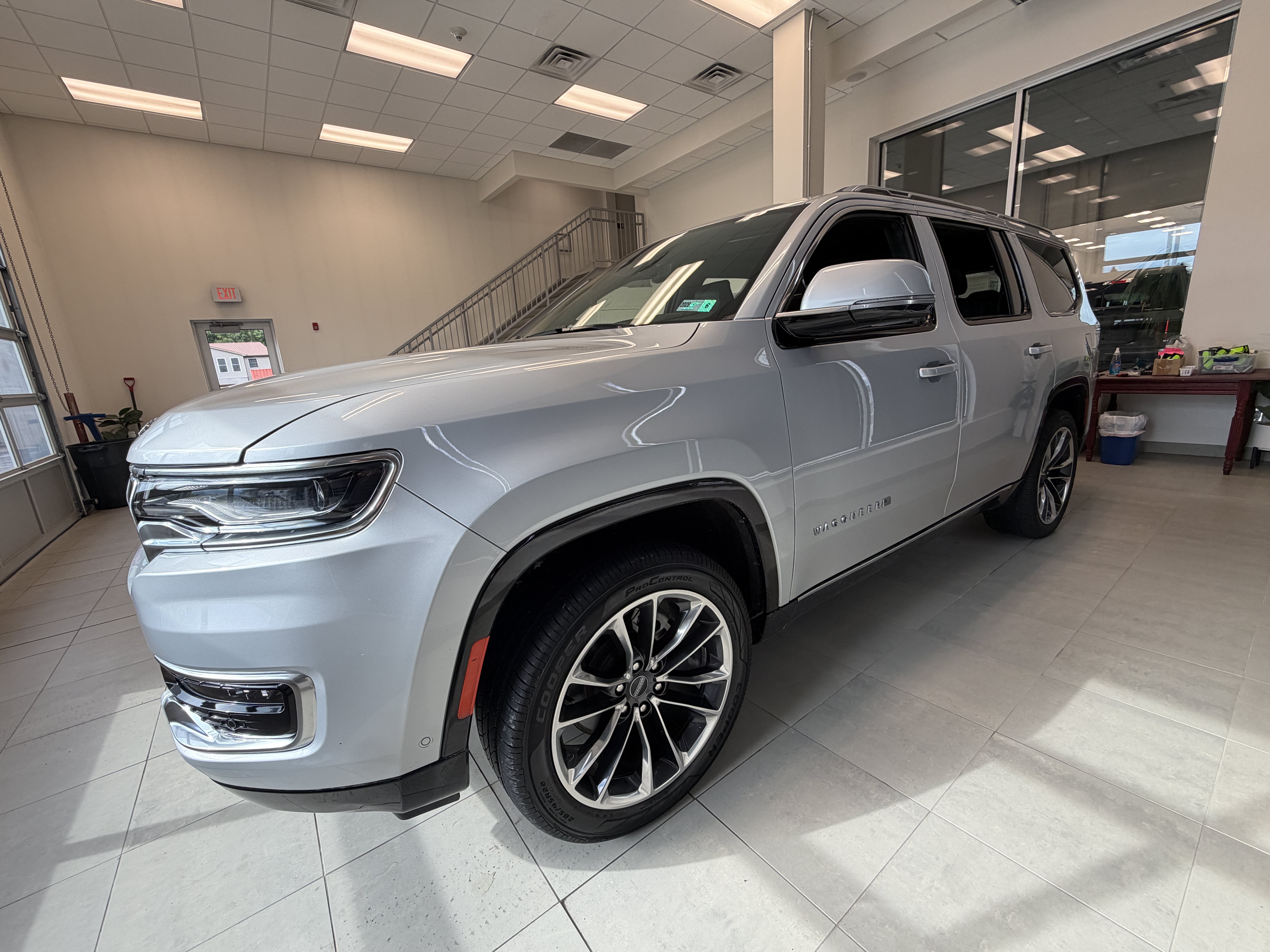 2022 Jeep Wagoneer Series III