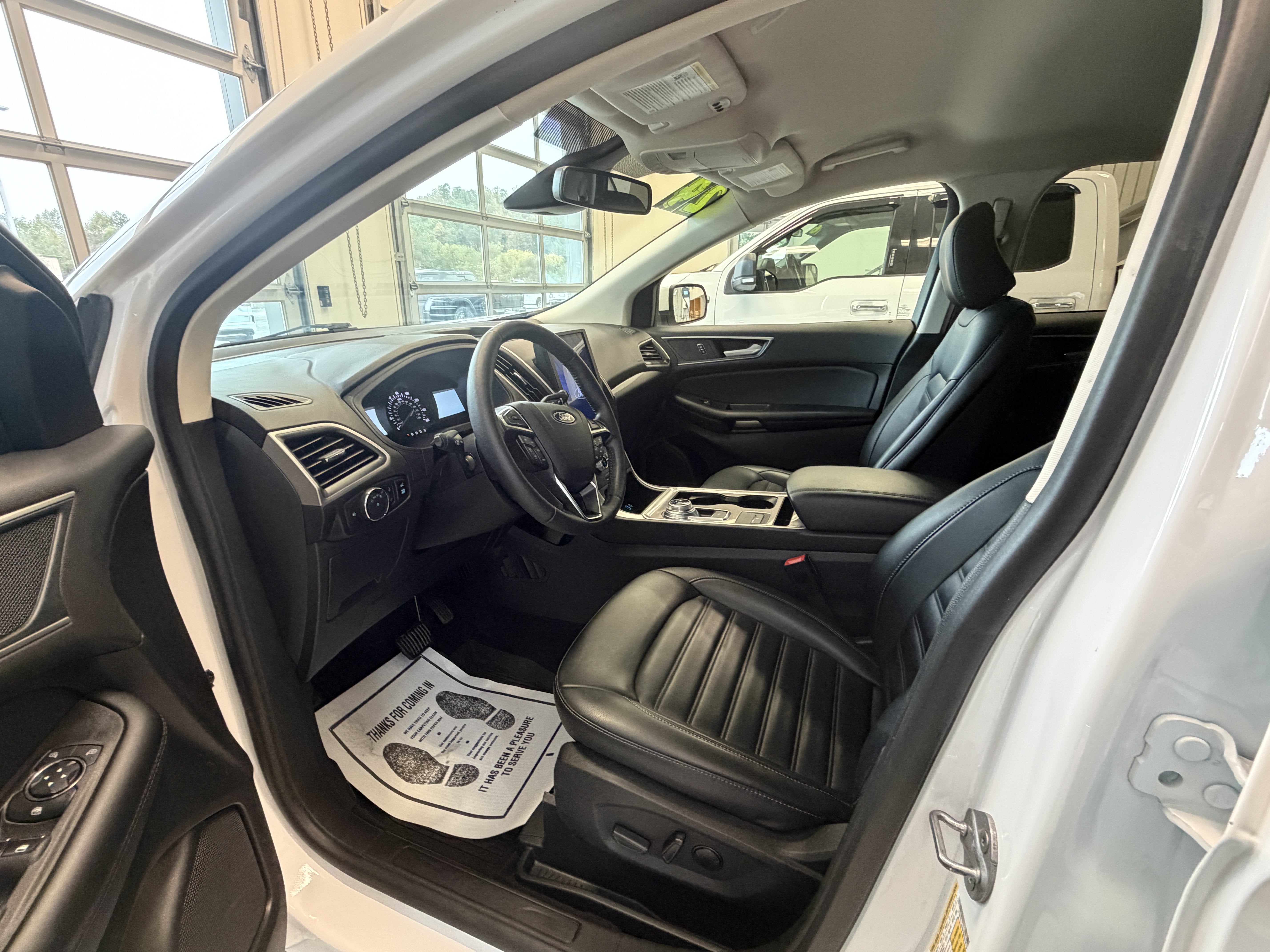 2024 Ford Edge BASE