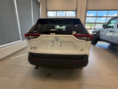 2020 Toyota RAV4 LE