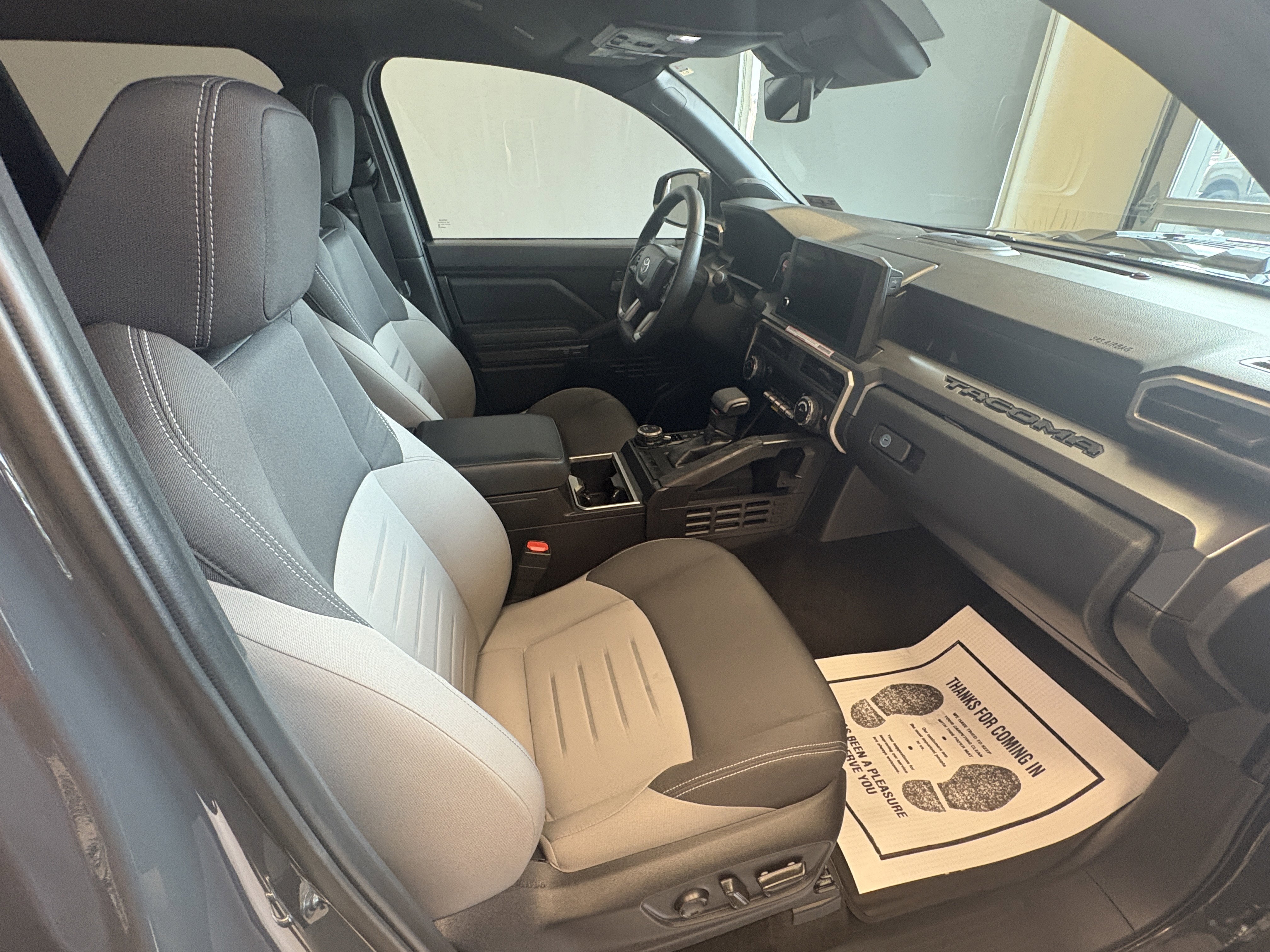 2024 Toyota Tacoma 4WD TRD Sport Hybrid