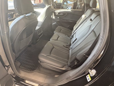 2023 Audi Q7 Prestige